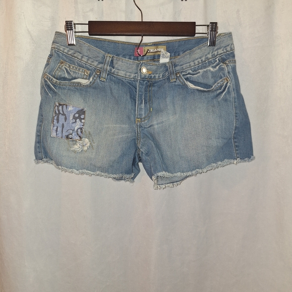 Old Navy Blue Jean Shorts Distressed Frayed Hem - Picture 1 of 4